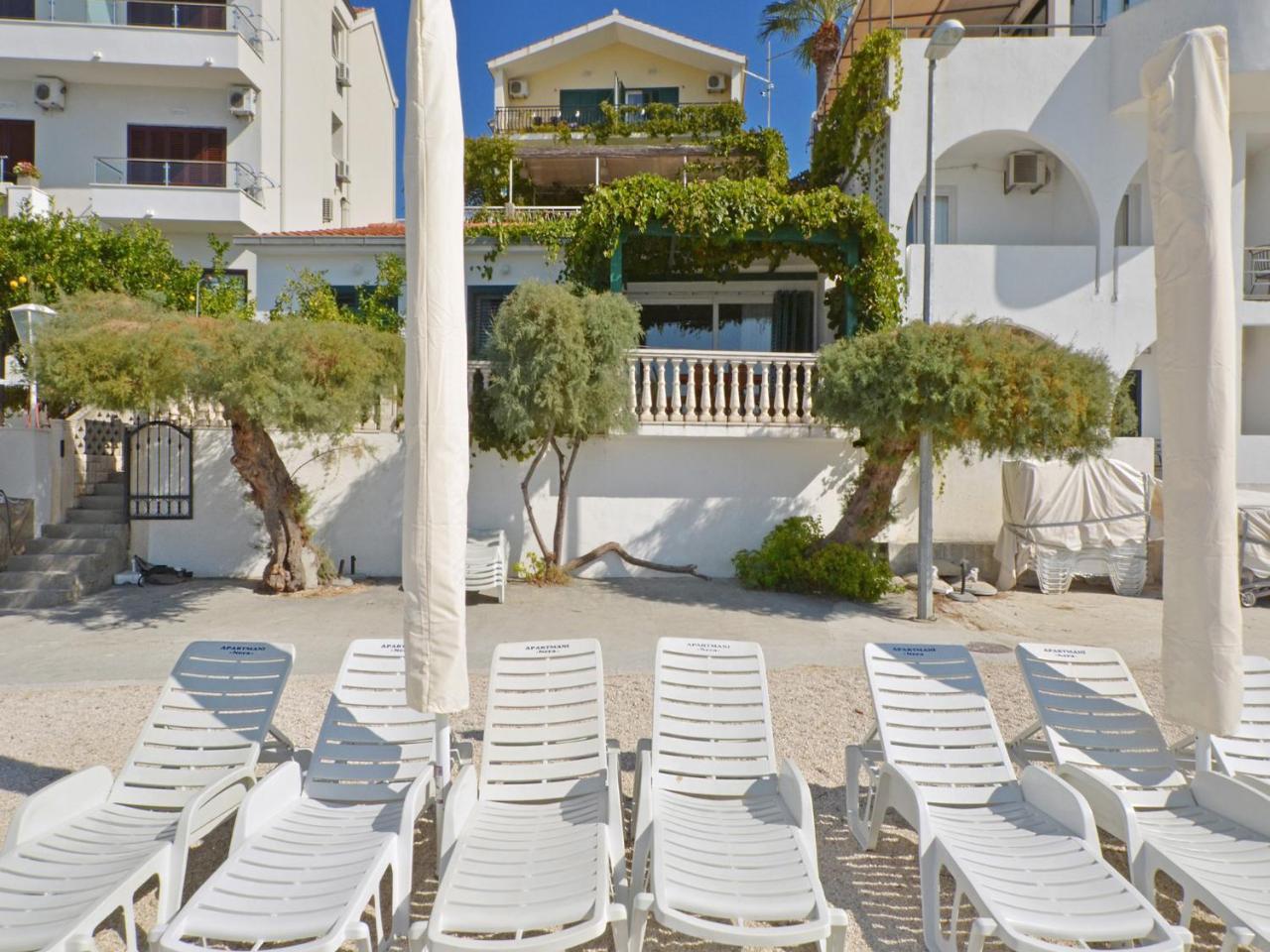 Apartments Nera Podstrana Bagian luar foto