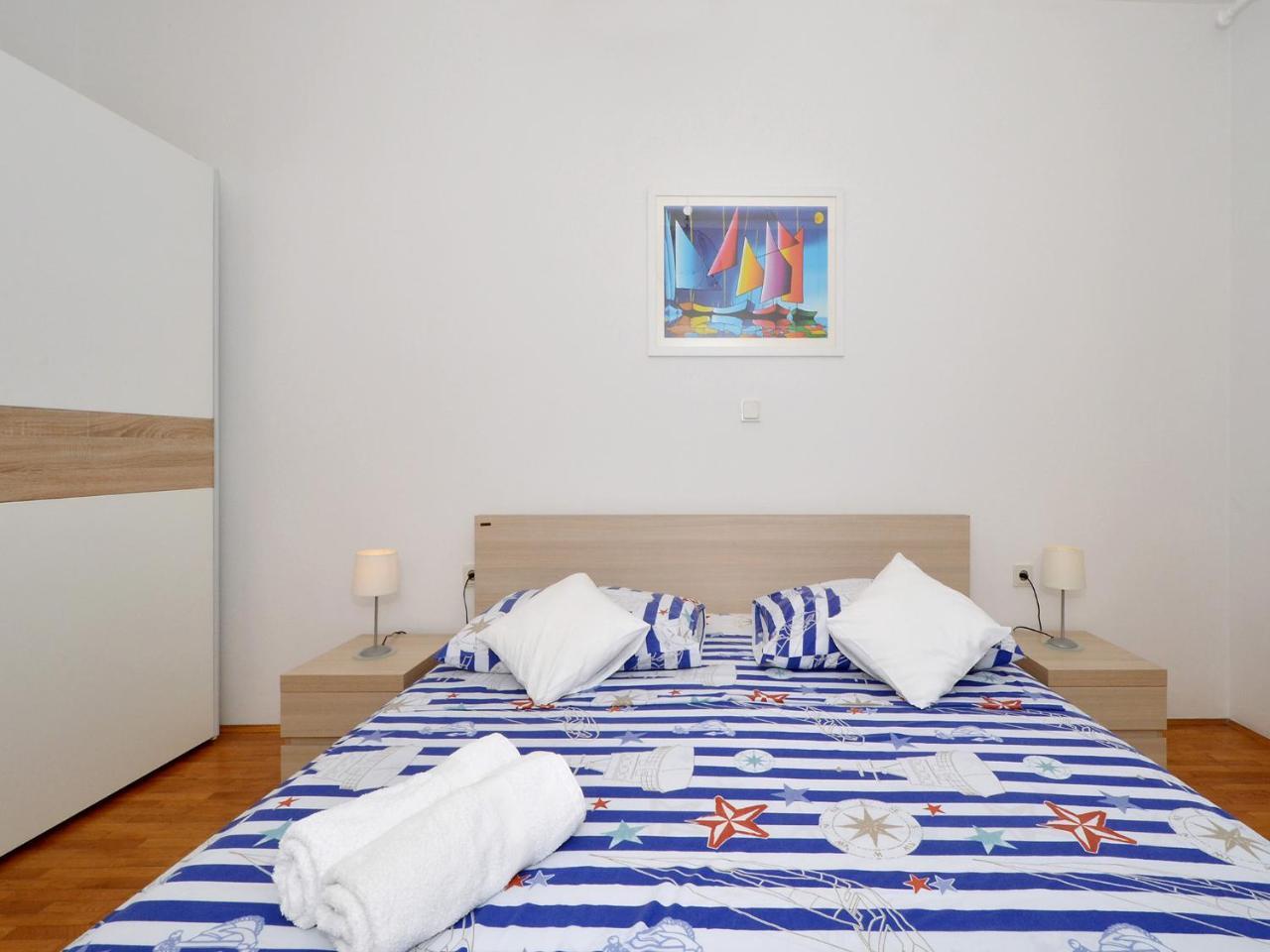 Apartments Nera Podstrana Bagian luar foto
