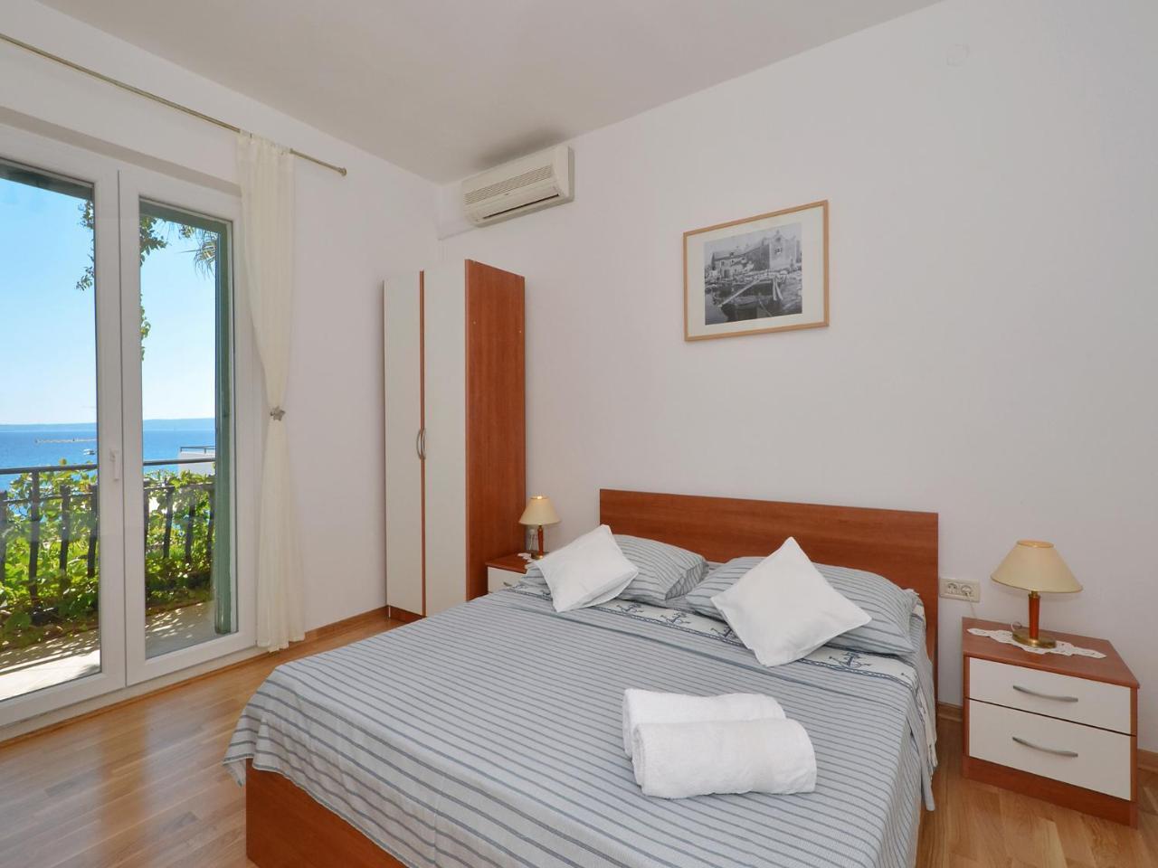Apartments Nera Podstrana Bagian luar foto
